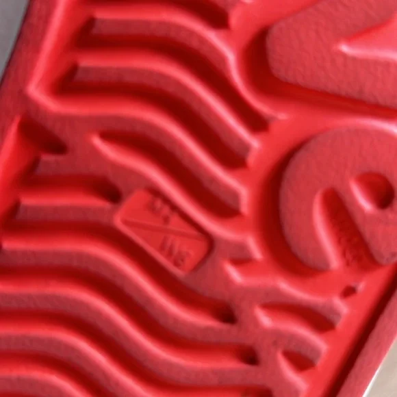 Native Minnie Mouse - Picture 4 of 4